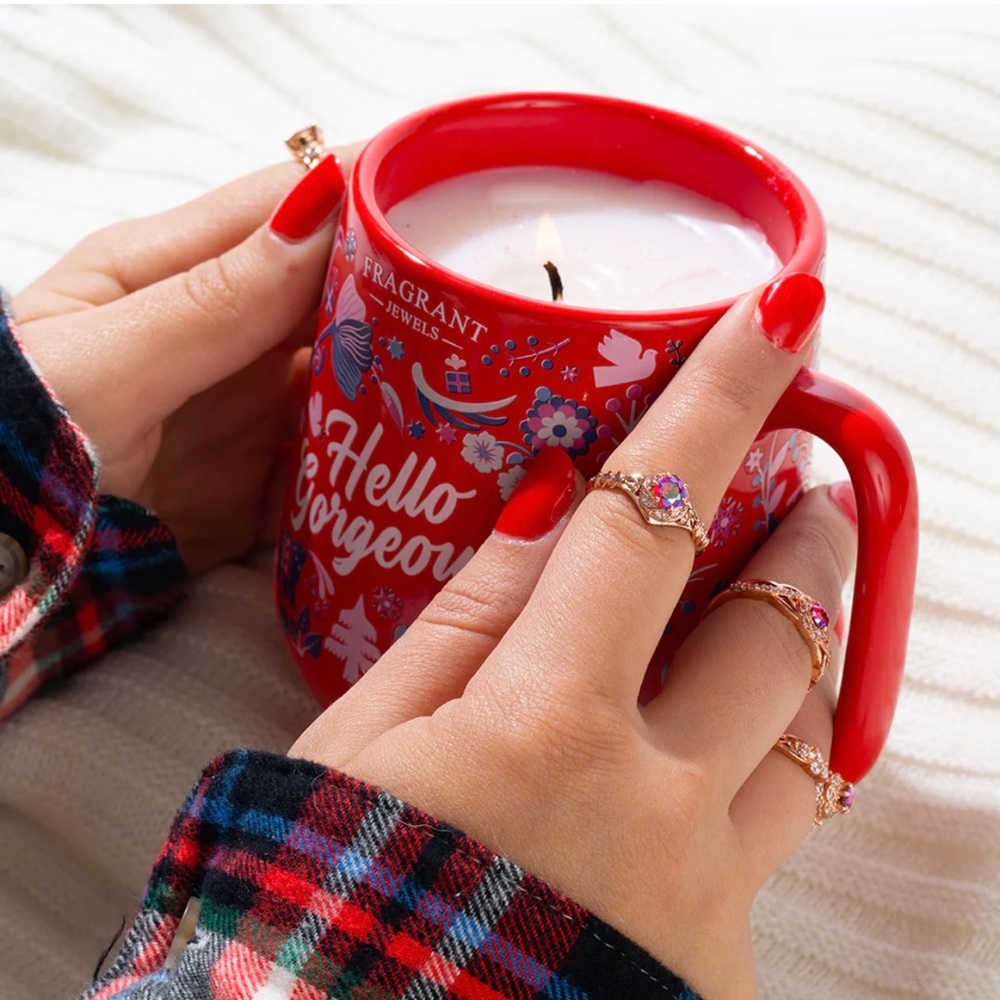 Fragrant Jewels cafe mug candle -peppermint twist, sz 8
